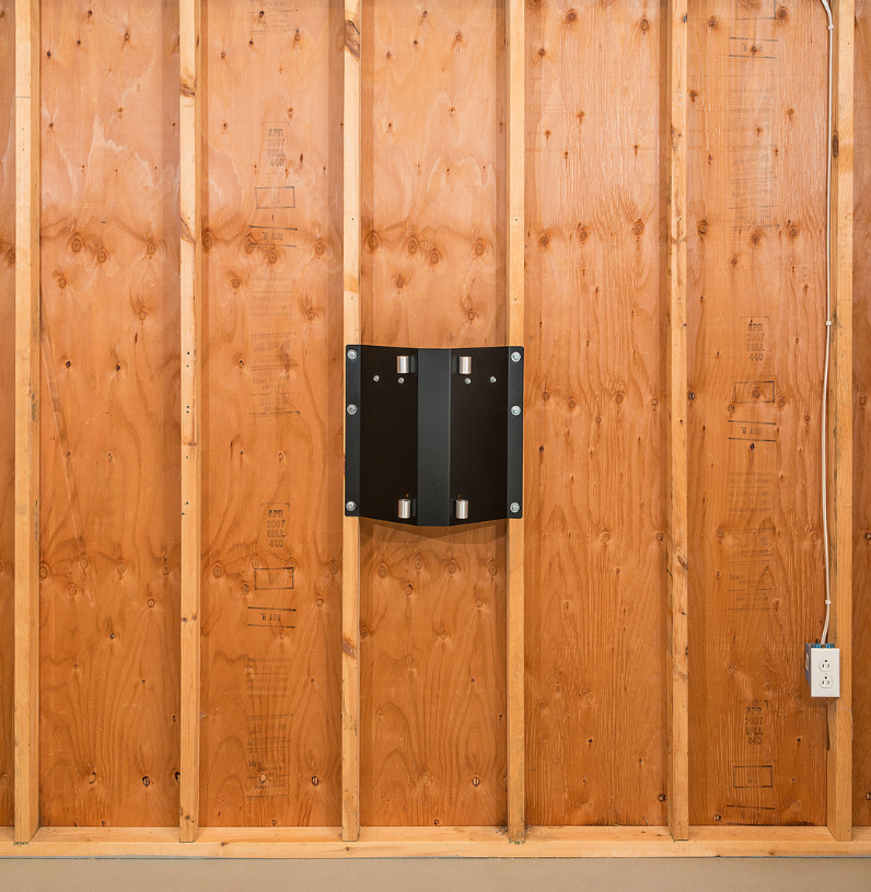 Bantam Overland Wall Mounted Door Hanger Kit | Universal Fitment