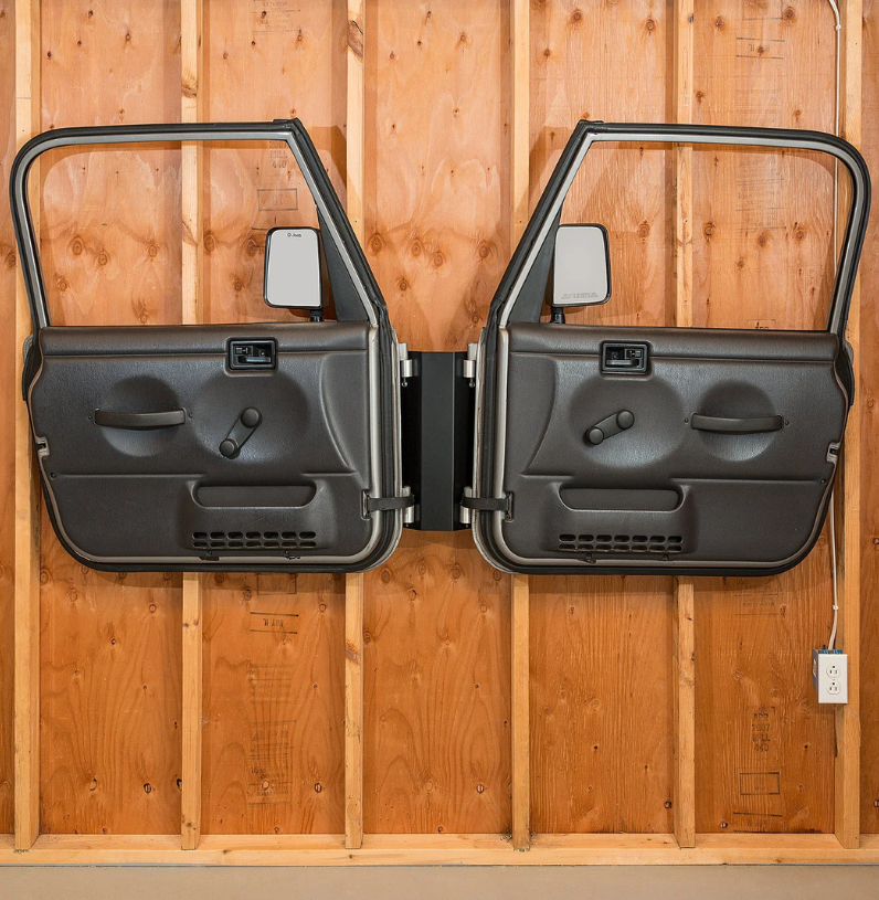 Bantam Overland Wall Mounted Door Hanger Kit | Universal Fitment