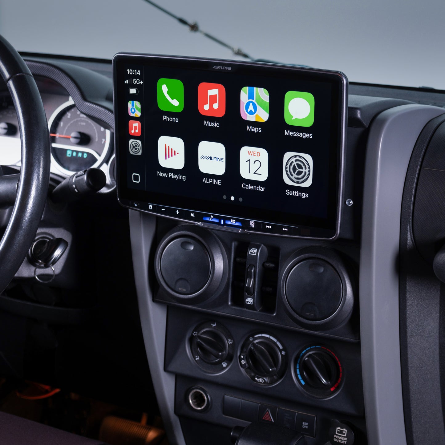 Alpine iLX-F511 Plug & Play Bundle | '07 - '18 JK Wrangler