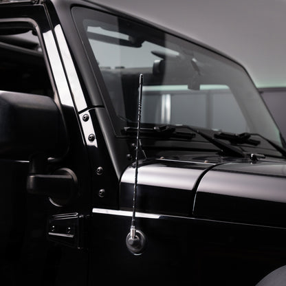Bantam Overland Stubby Antenna (powered by Firestik®) | '07 - '18 Wrangler JK