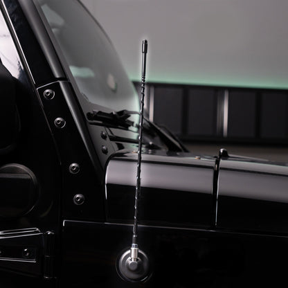 Bantam Overland Stubby Antenna (powered by Firestik®) | '07 - '18 Wrangler JK