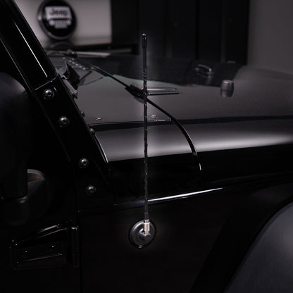 Bantam Overland Stubby Antenna (powered by Firestik®) | '07 - '18 Wrangler JK
