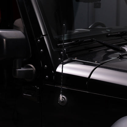 Bantam Overland Stubby Antenna (powered by Firestik®) | '07 - '18 Wrangler JK